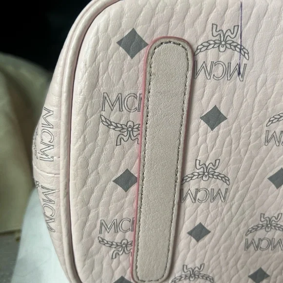 MCM Blush Monogram Reversible The Shopper - Picture 5 of 8